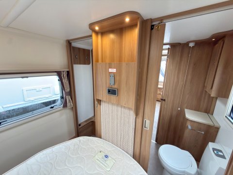 Bailey Unicorn Cabrera  26