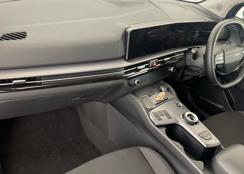 Kia Sportage 1.6 T-GDi HEV Pure 8
