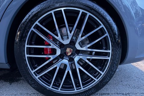Porsche Cayenne V6 S E-HYBRID BLACK EDITION - PANORAMIC ROOF - AS NEW CONDITION 75