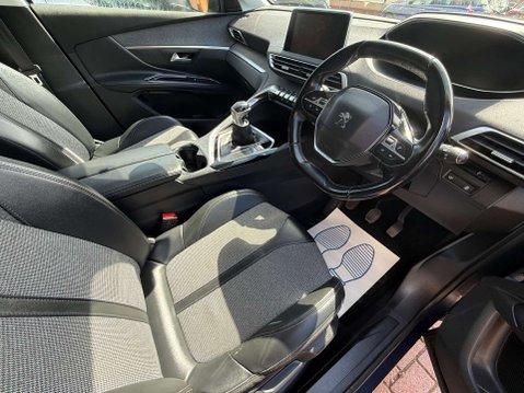 Peugeot 5008 1.5 BlueHDi Allure Euro 6 (s/s) 5dr 35