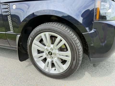 Land Rover Range Rover TDV8 VOGUE 9