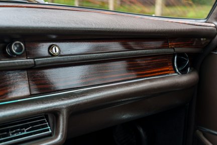 Mercedes-Benz S Class 300 SEL 6.3 22