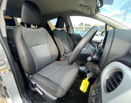 Toyota Yaris 1.5 Yaris T4 Hybrid CVT 5dr 42