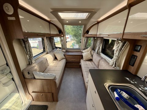 Bailey Unicorn Valencia 12