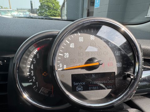 Mini Hatch 1.5 Cooper Euro 6 (s/s) 3dr 29
