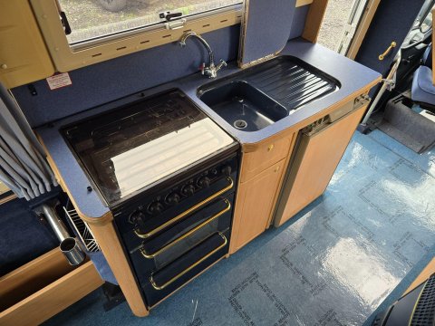 Auto-Sleepers Ravenna 19