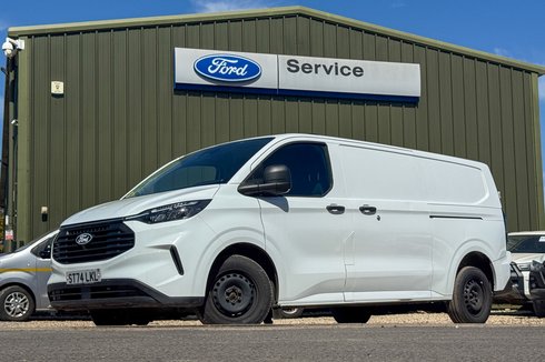 Ford Transit Custom LWB L2H1 Low Roof Trend 300 Air Con Sensors Cam EURO 6