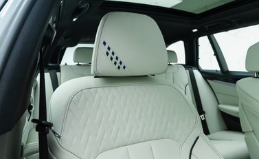 BMW Alpina B5 Touring 10