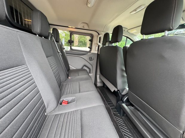 Ford Transit Custom Crew Cab AUTO SWB L1H1 Low Roof Limited 300 Air Con Alloys EURO 6 17