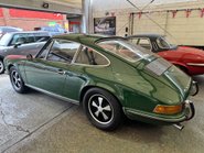 Porsche 911 T 2.2 LWB - LHD COUPE 43