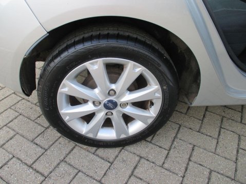 Ford Fiesta 1.4 Zetec 5dr 42