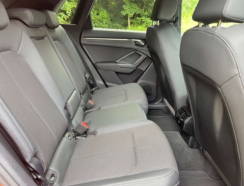 Audi Q3 1.5 Q3 S Line 35 TFSI MHEV Semi-Auto 5dr 43
