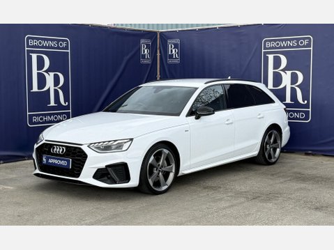 Audi A4 2.0 TDI 40 Black Edition Estate 5dr Diesel S Tronic quattro Euro 6 (s/s) (1 9