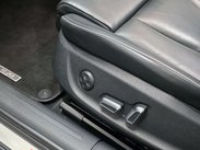 Audi RS4 4.2 FSI V8 Estate 5dr Petrol S Tronic quattro Euro 5 (450 ps) 32