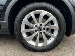 Volkswagen T-Roc 1.5 T-Roc Match TSI S-A 5dr 16
