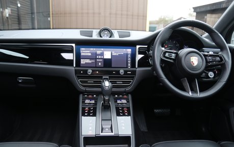 Porsche Macan T PDK - 1 Owner - Incredible Specification 16