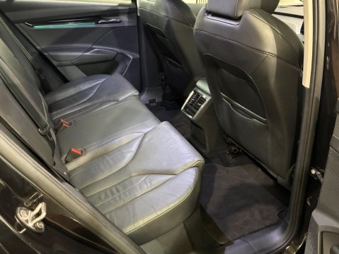 Skoda Enyaq iV 62kWh 60 Nav Suite Auto 5dr 26