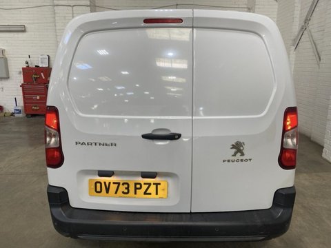 Peugeot Partner BLUEHDI PROFESSIONAL PREMIUM PLUS L1 6