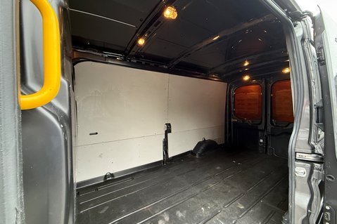 Ford Transit 350 LIMITED ECOBLUE - RARE SPEC VAN - L3H2 - CRUISE -CAMERA - LWB MID ROOF 39