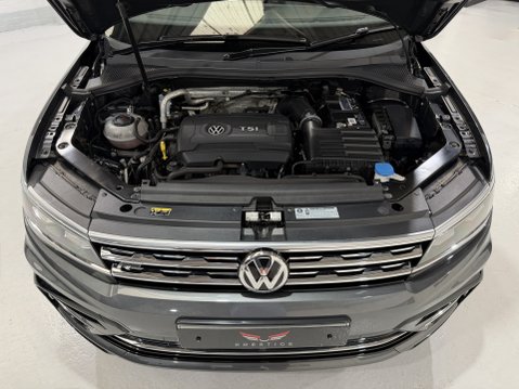 Volkswagen Tiguan 2.0 TSI R-Line Tech SUV 5dr Petrol DSG 4Motion Euro 6 (s/s) (230 ps) 9