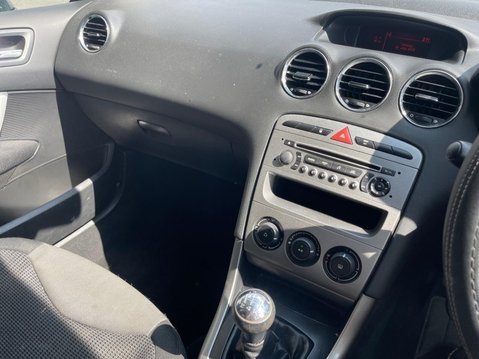 Peugeot 308 1.6 VTi Sport 5dr 15