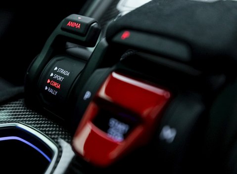 Lamborghini Urus Performante 22