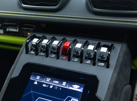 Lamborghini Huracan Tecnica 21