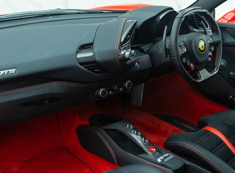 Ferrari 488 GTB 18