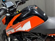 KTM Duke 2019 ONLY 11K RUNNING PROJECT NAKED BIKE 125CC 22