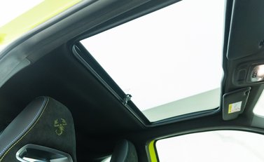 Abarth 500e Scorpionissima 16