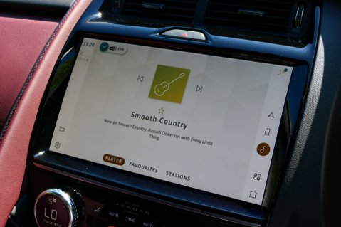 Jaguar E-Pace 1.5 E-PACE R-Dynamic SE PHEV AWD Auto 4WD 5dr 34