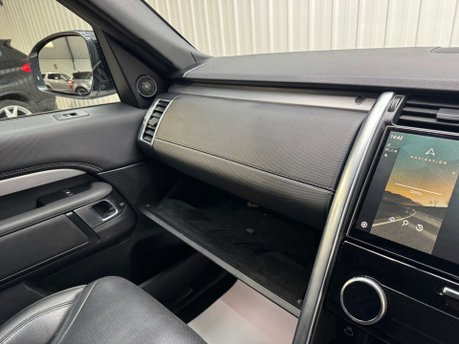 Land Rover Discovery 3.0 Discovery R-Dynamic S D MHEV Auto 4WD 5dr 88