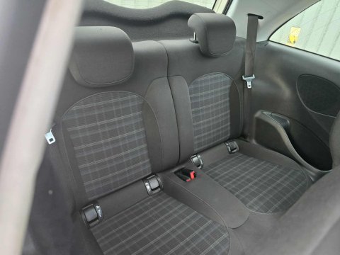 Vauxhall Adam GLAM 10