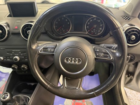 Audi A1 1.4 TFSI Sport Euro 5 (s/s) 3dr 30