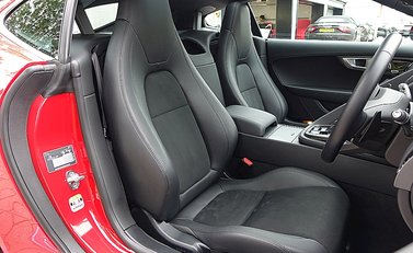 Jaguar F-Type V6 Coupe 12