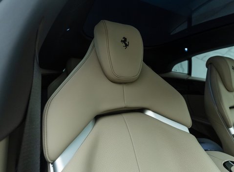 Ferrari Purosangue 16