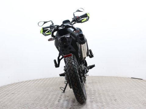 Benelli BKX 125 7