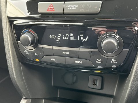 Suzuki Vitara 1.4 Boosterjet Mild Hybrid Motion 5dr 27