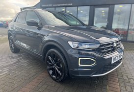 Volkswagen T-Roc BLACK EDITION 1.0 TSI 5