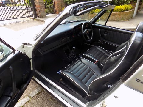 Porsche 911 CARRERA 3.2 TARGA 45