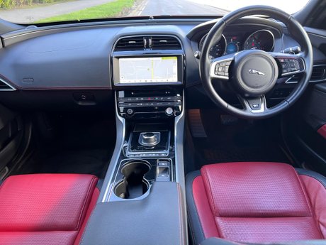 Jaguar XE 2.0d R-Sport Auto Euro 6 (s/s) 4dr 20