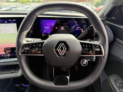 Renault Scenic E-Tech comfort range 60kWh techno SUV 5dr Electric Auto (22kW Charger) (170 ps) 13