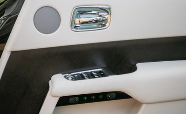 Rolls-Royce Wraith 21