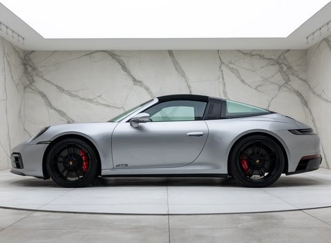 Porsche 911 Targa 4 GTS (992) 7