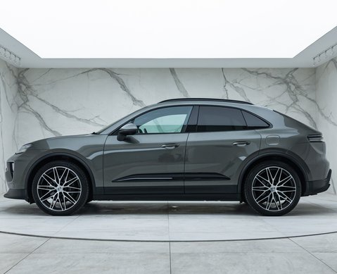 Porsche Macan 4 Electric 