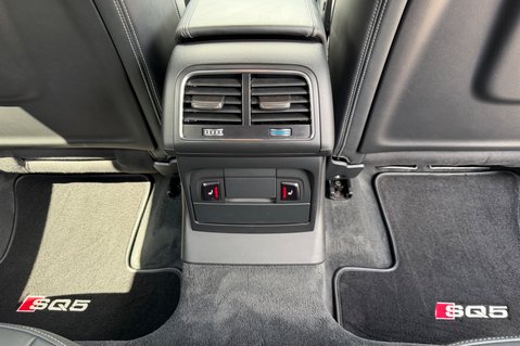 Audi SQ5 SQ5 TDI QUATTRO -£5K FACTORY EXTRAS-FULL SERVICE HISTORY-10 SERVICES-TOWBAR 27