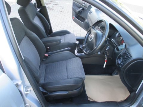 Volkswagen Golf 1.9 TDI PD GT 5dr 23