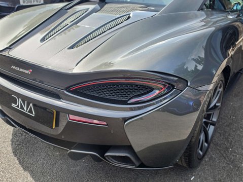 McLaren 570S 3.8 570s Coupe Semi-Auto 2dr 30