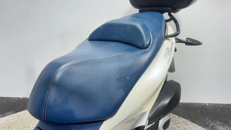 Piaggio MP3 YOURBAN LT 2015 3K NEW MOT NEW TYRES TRIKE 3 WHEELER 300CC 9