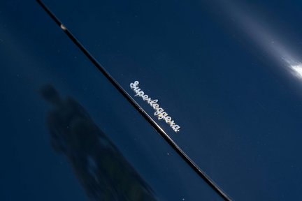 Aston Martin Lagonda Rapide Sports Saloon Manual 11